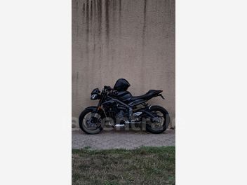 TRIUMPH STREET TRIPLE 765 R
