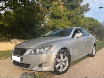 LEXUS 