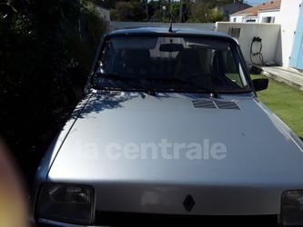 RENAULT 