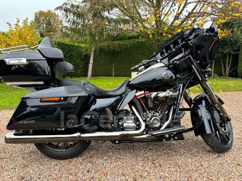 HARLEY DAVIDSON CVO STREET GLIDE 1923