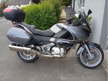 HONDA DEAUVILLE 700
