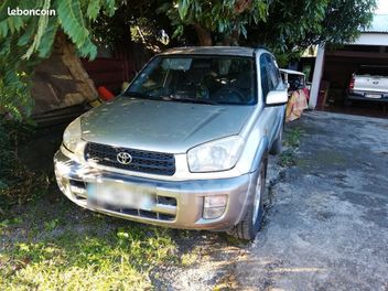 TOYOTA 