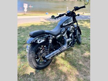 HARLEY DAVIDSON BRONX 975