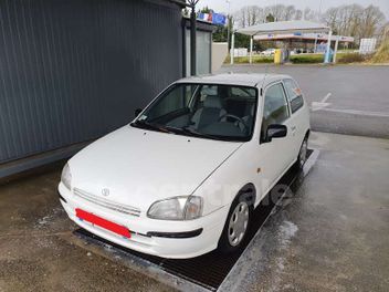 TOYOTA STARLET 1.3 GL DESIR 3P