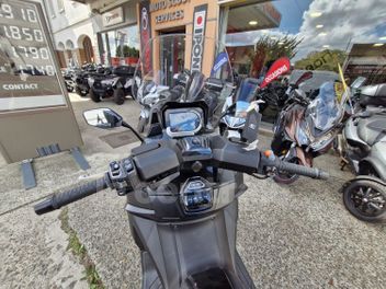 KYMCO CV3 550