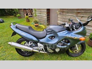SUZUKI GSX-F 750