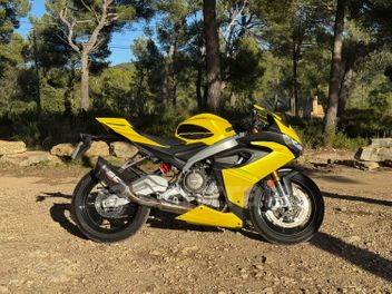 APRILIA TUONO 660