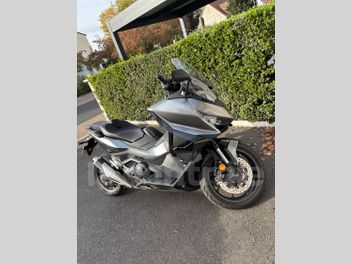 HONDA X-ADV 750