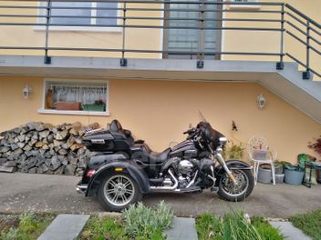 HARLEY DAVIDSON TRI GLIDE 1690