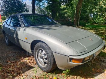 PORSCHE 