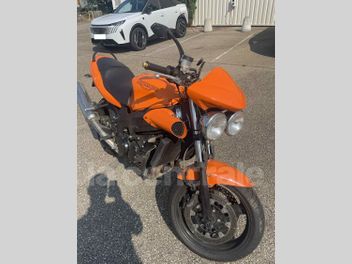 TRIUMPH SPEED FOUR 600