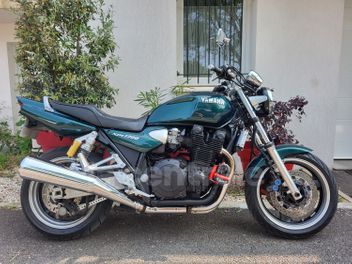 YAMAHA XJR 1300