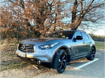 INFINITI 