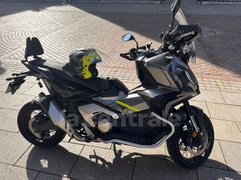 HONDA X-ADV 750