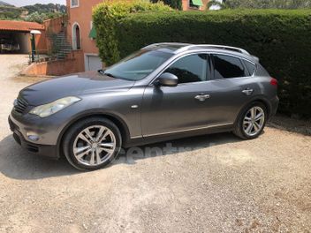 INFINITI 