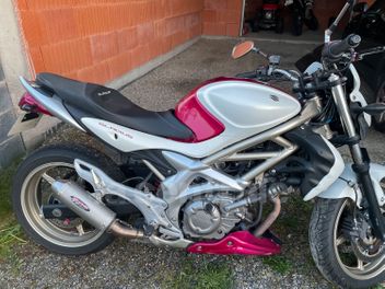 SUZUKI GLADIUS SFV 650
