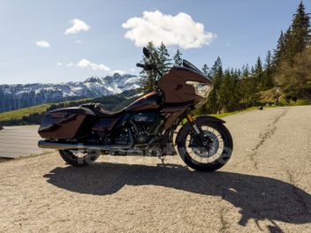 HARLEY DAVIDSON CVO ROAD GLIDE 1923