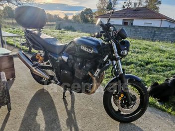 YAMAHA XJR 1300