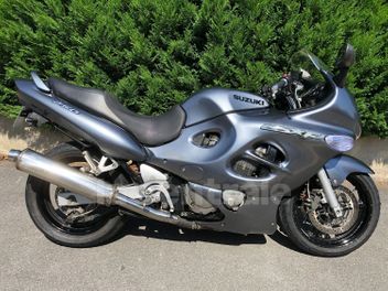 SUZUKI GSX-F 750