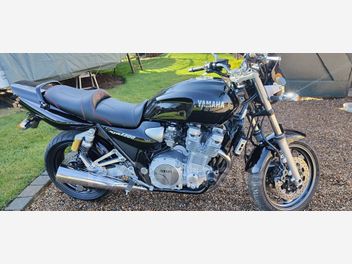 YAMAHA XJR 1300