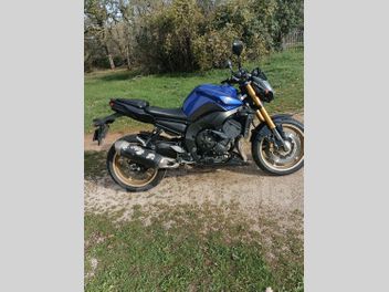 YAMAHA FZ8 800