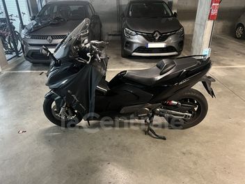 KYMCO AK 550