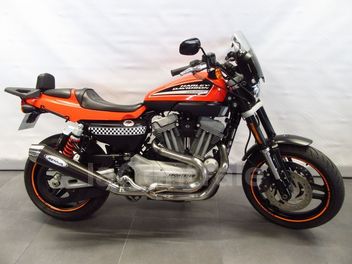 HARLEY DAVIDSON SPORTSTER 1200