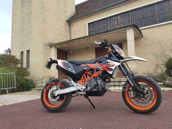 KTM SMC 690 R