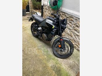 HUSQVARNA SVARTPILEN 125