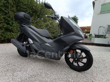 HONDA FES S-WING 125 ABS