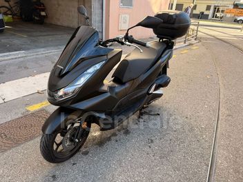 HONDA FES S-WING 125 ABS