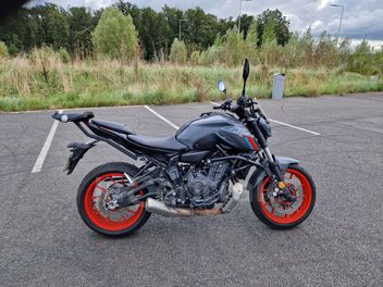 YAMAHA MT-07 690