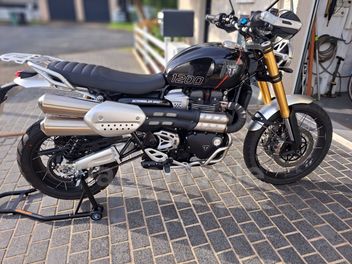 TRIUMPH SCRAMBLER 1200 XE