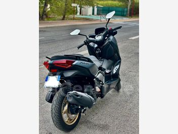 YAMAHA TRICITY 300