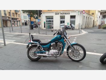 SUZUKI VS INTRUDER 600