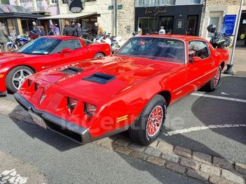 PONTIAC FIREBIRD COUPE