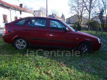 LADA PRIORA 1.6 5P