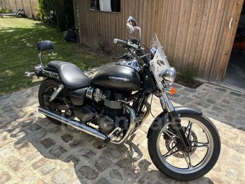 TRIUMPH SPEED MASTER 865