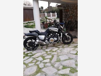 YAMAHA V-MAX 1700