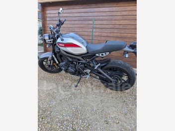 YAMAHA XSR 900