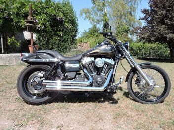 HARLEY DAVIDSON DYNA FXDWG 1690