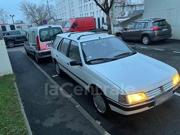 PEUGEOT 