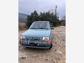 RENAULT 