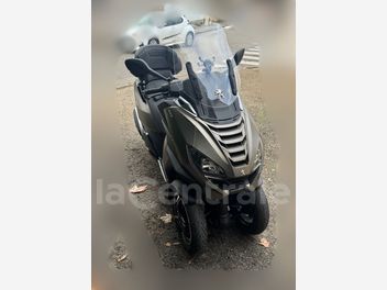 PEUGEOT METROPOLIS 400