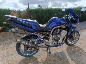 YAMAHA FZS 1000 FAZER