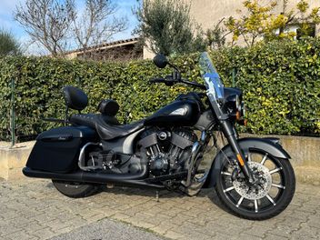 INDIAN ROADMASTER 1901 DARK HORSE