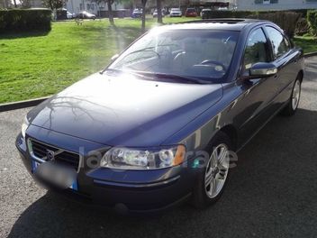 VOLVO S60 D5 185 MOMENTUM