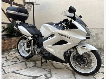 HONDA VFR 800 FI VTEC