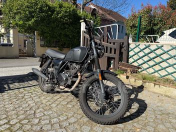 BRIXTON BX X SCRAMBLER 125 FELSBERG