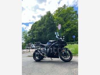 YAMAHA YZF R7 700